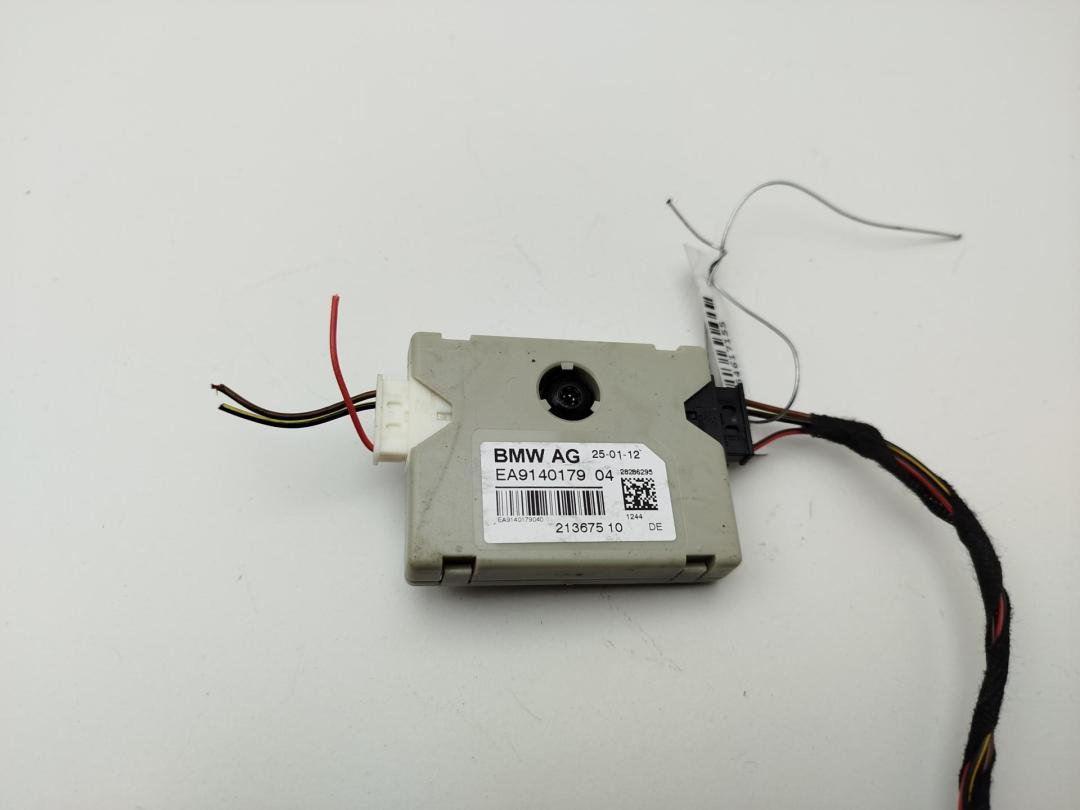 усилитель антенны BMW 7 F01/F02 2012, 3.0 л., гибрид, АКПП, серый, седан, 65209140179, 9144017