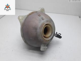 бачок расширительный Volkswagen Golf 3 поколение 1994, 1.6 л., бензин