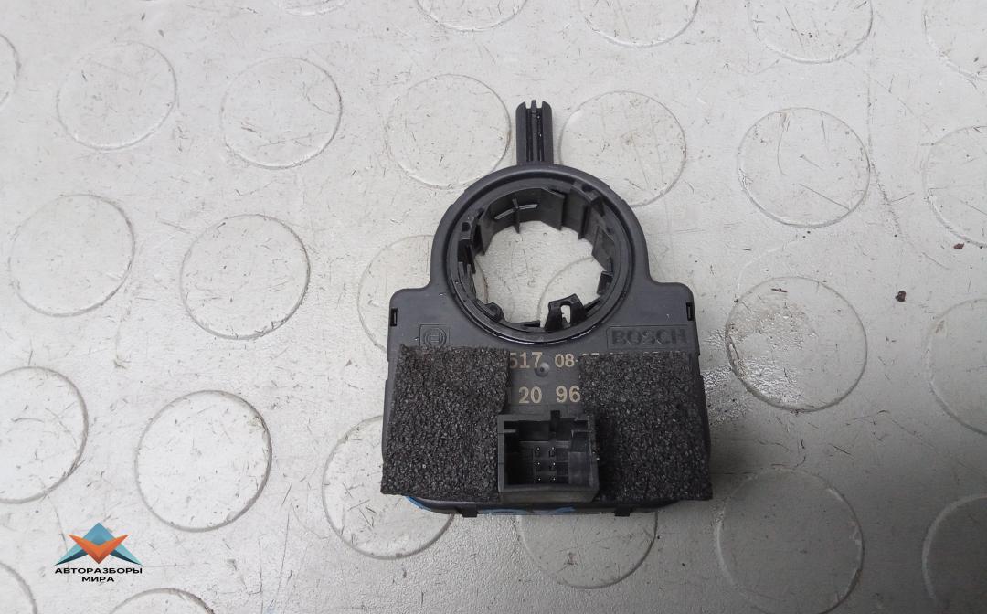 датчик угла поворота руля Citroen C5 2 поколение 2010, 2.0 л., дизель, АКПП, седан - фото №1