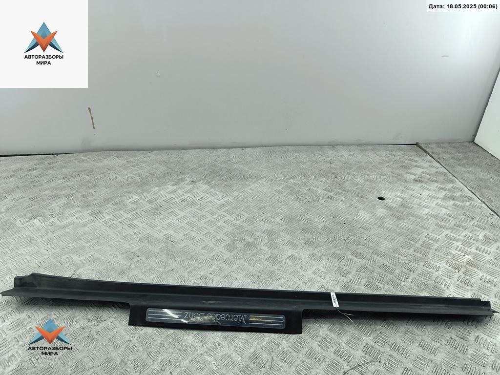 Накладка на порог наружная правая Mercedes-Benz R-Класс W251 2008, серый, минивэн, 2516800035 - фото №1
