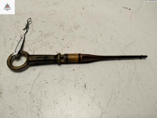 щуп двигателя Renault Megane 2 поколение 2004, 1.6 л., бензин, МКПП, синий, хетчбэк 5 дв., 8200141457