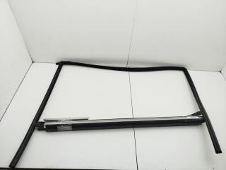уплотнитель двери BMW 7 F01/F02 2012, 3.0 л., гибрид, АКПП, серый, седан, 51357179130