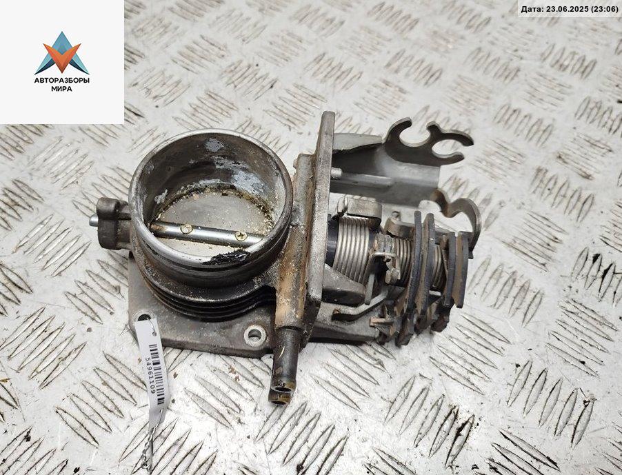 заслонка дроссельная BMW 7 серия E38 1995, 2.8 л., бензин, АКПП, синий, седан, 1427175 - фото №1