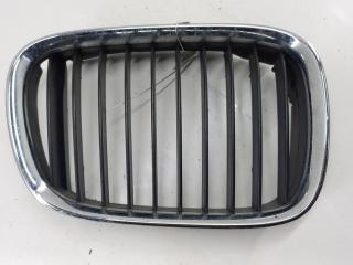 решетка радиатора BMW 5 серия E39 1996, красный, седан, 8159312