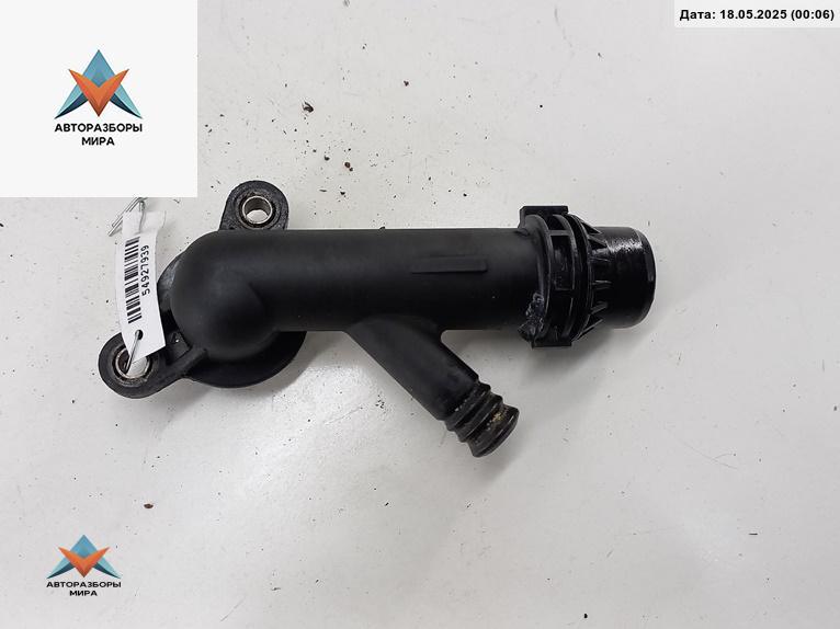 фланец (тройник) системы охлаждения BMW 3 серия E46 1999, 1.9 л., бензин, МКПП, серый, седан, 1708808 - фото №1