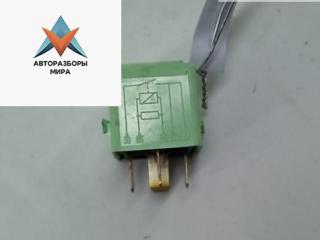 реле (прочие) BMW 5 серия E39 1996, 2.5 л., бензин, МКПП, красный, седан, 8373700