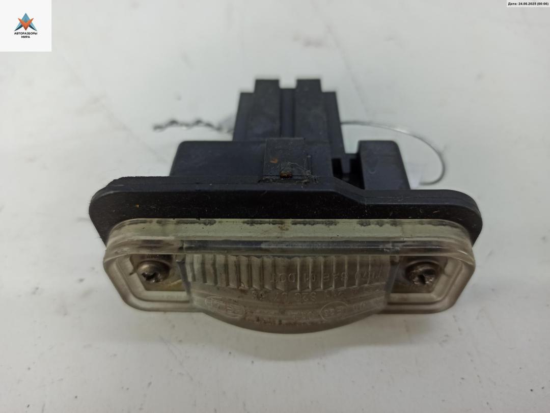 подсветка номера Mercedes-Benz E-Класс W211/S211 2003, 2.2 л., дизель, АКПП, серый, универсал, 2118200756 - фото №1