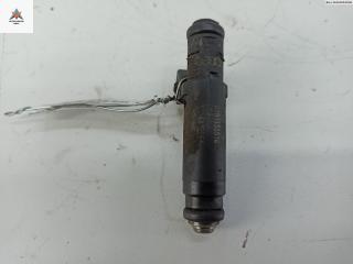 форсунка Audi A4 B5 [рестайлинг] 2000, 1.6 л., бензин, МКПП, красный, универсал, 06B133551Q