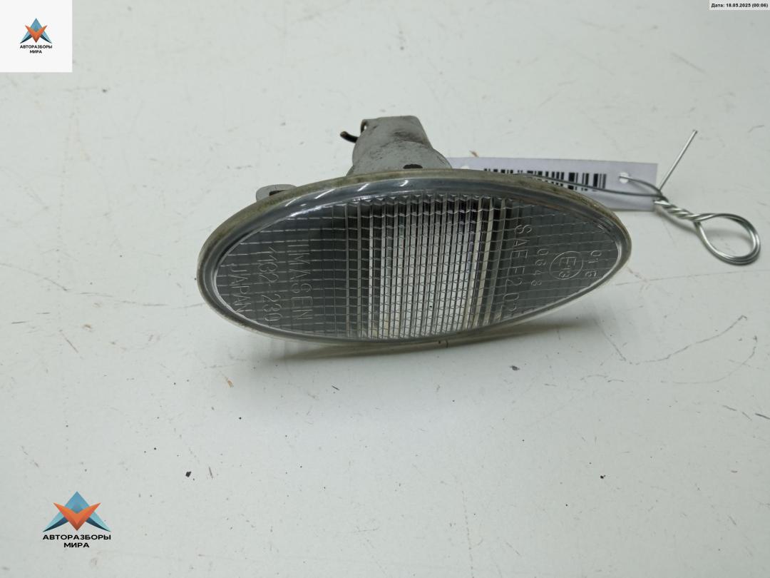 повторитель передний правый Mitsubishi Lancer 9 поколение 2003, 1.6 л., бензин, АКПП, серый, универсал - фото №1