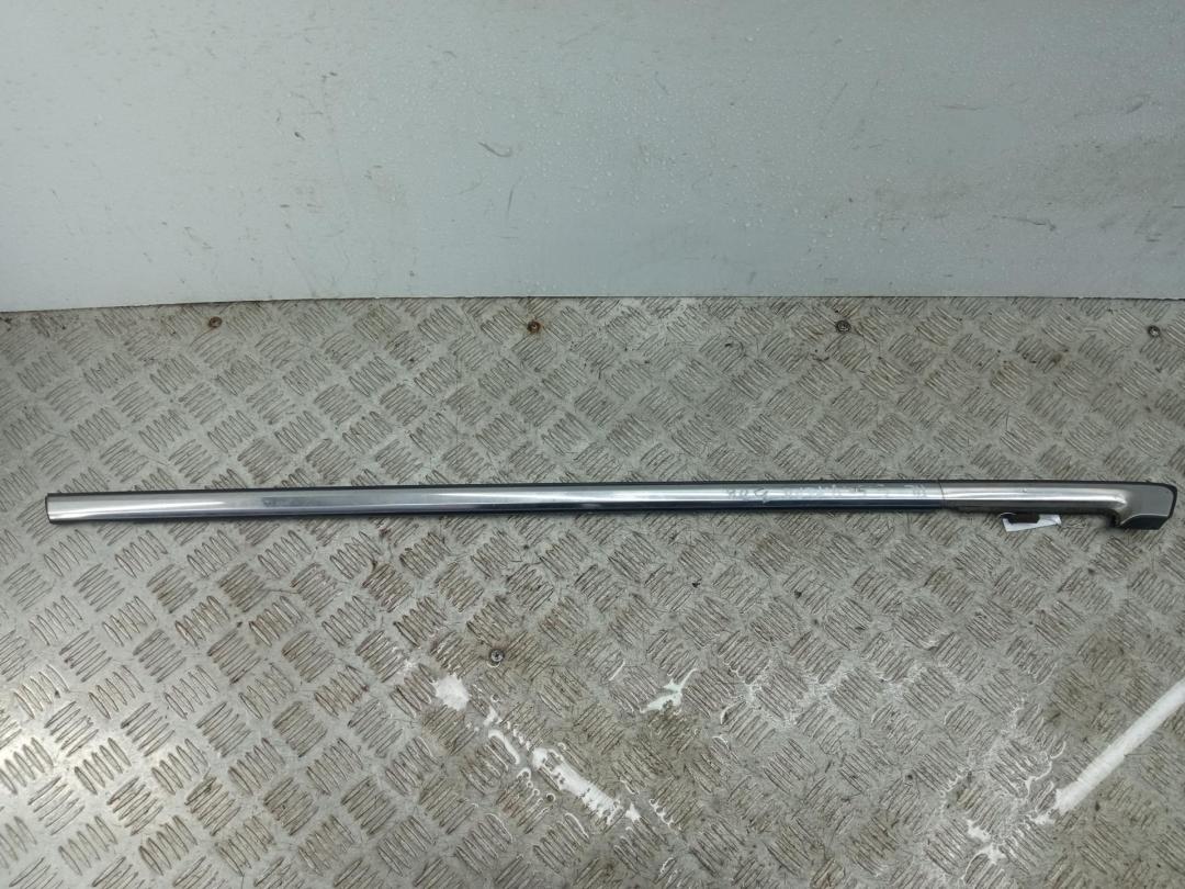 Молдинг стекла двери задней правой наружный Mazda Xedos 9 2002, 2.5 л., бензин, АКПП, серый, седан