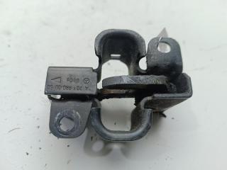 замок капота Mercedes-Benz C W203 2001, 2.0 л., бензин, МКПП, зелёный, седан, 2038800060