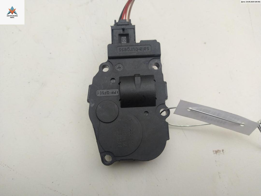 моторчик заслонки печки Mercedes-Benz R-Класс W251 2008, 3.5 л., бензин, АКПП, серый, минивэн, 929888 - фото №1