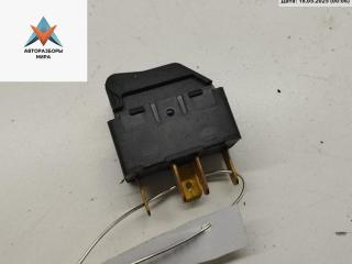 кнопка стеклоподъемника переднего левого Audi A4 B5 1995, 1.8 л., бензин, МКПП, красный, универсал, 4D0959885