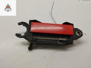 ручка наружная передняя левая Audi A4 B5 1995, 1.8 л., бензин, МКПП, красный, универсал, 4A0837205
