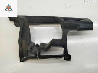 кронштейн переднего бампера Volkswagen Golf 6 поколение 2011, 2.0 л., дизель, МКПП, чёрный, универсал, 5K0807724B