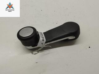 ручка стеклоподъемника Audi A4 B5 1995, 1.8 л., бензин, МКПП, красный, универсал, 443837581