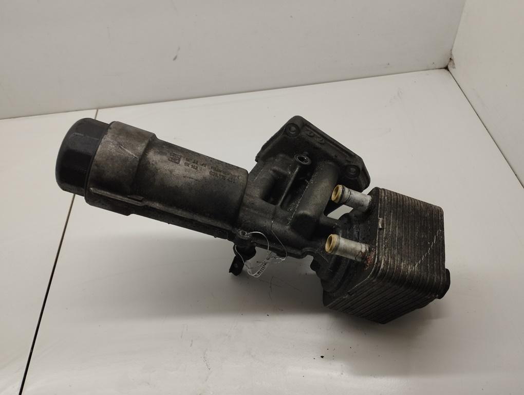 корпус масляного фильтра Audi A4 B6 2003, 1.9 л., дизель, АКПП, универсал, 058115389C - фото №1