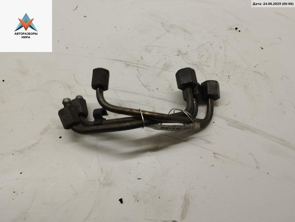 трубка топливная Audi A6 4F/C6 2005, 2.7 л., дизель - фото №1