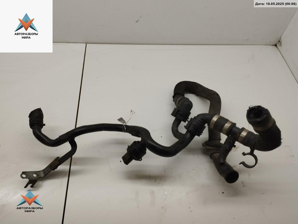 трубка охлаждающей жидкости Audi A6 4F/C6 2005, 2.7 л., дизель, АКПП, 059121065AH - фото №1