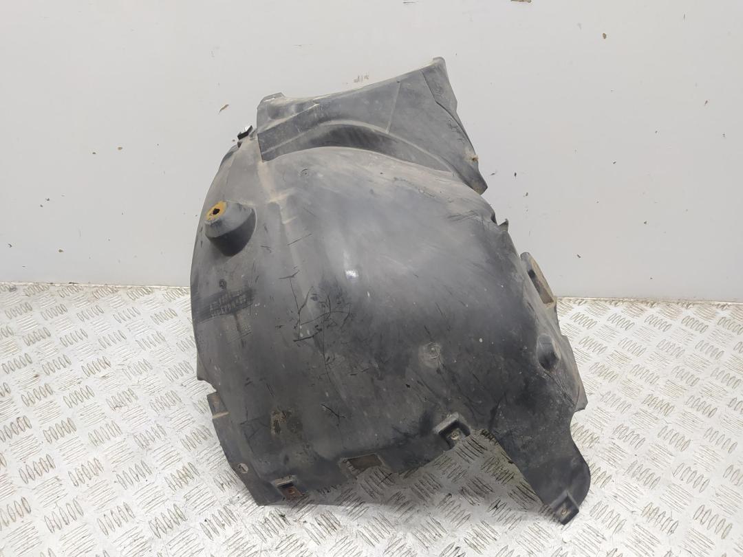 Подкрылок передний правый Mercedes-Benz C W203 2001, 2.2 л., дизель, универсал, 2038840622