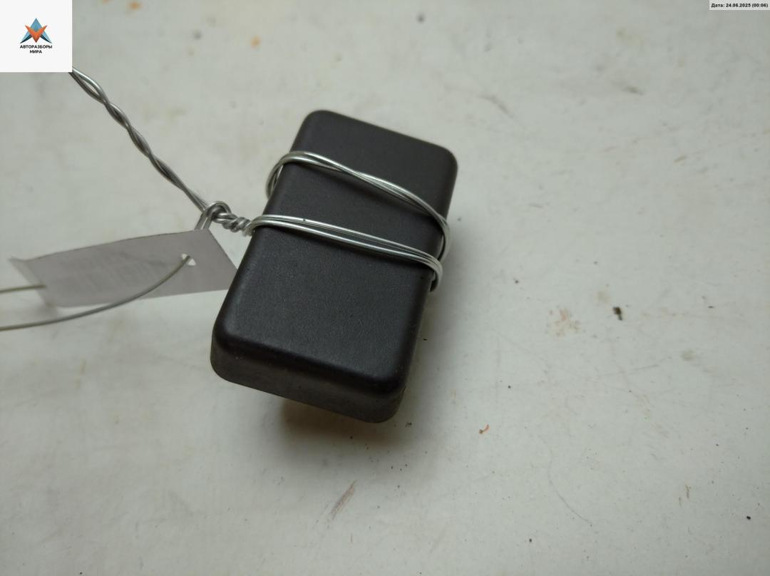 накладка на торпедо (консоль) Volkswagen Transporter T4 1992, 2.4 л., дизель, МКПП, белый, микроавтобус, 357957087 - фото №1