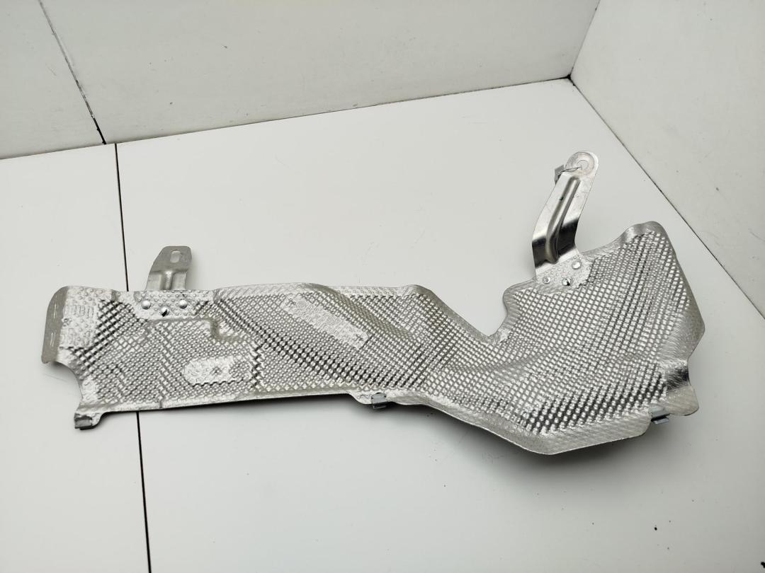 тепловой экран глушителя BMW 7 F01/F02 2012, 3.0 л., гибрид, АКПП, серый, седан, 7270537