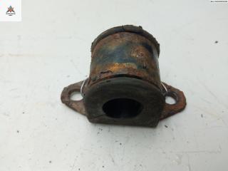 крепление стабилизатора / втулки стабилизатора Toyota Avensis 2 поколение (T250) 2005, 2.2 л., дизель, МКПП, серый, универсал