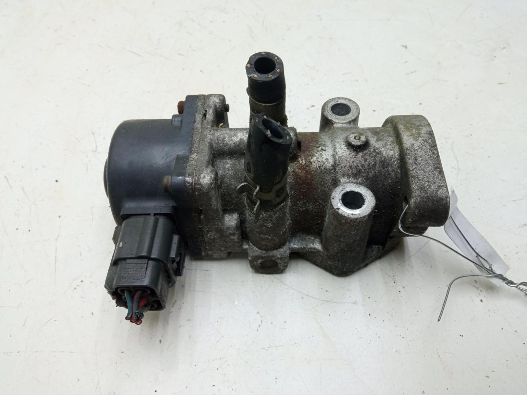 клапан EGR Mitsubishi Space Runner 2000, 2.4 л., бензин, МКПП, красный, минивэн
