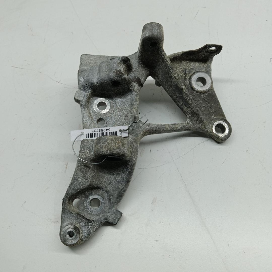 кронштейн генератора Ford B-max 2014, 1.6 л., дизель, МКПП, синий, минивэн, 9633249480