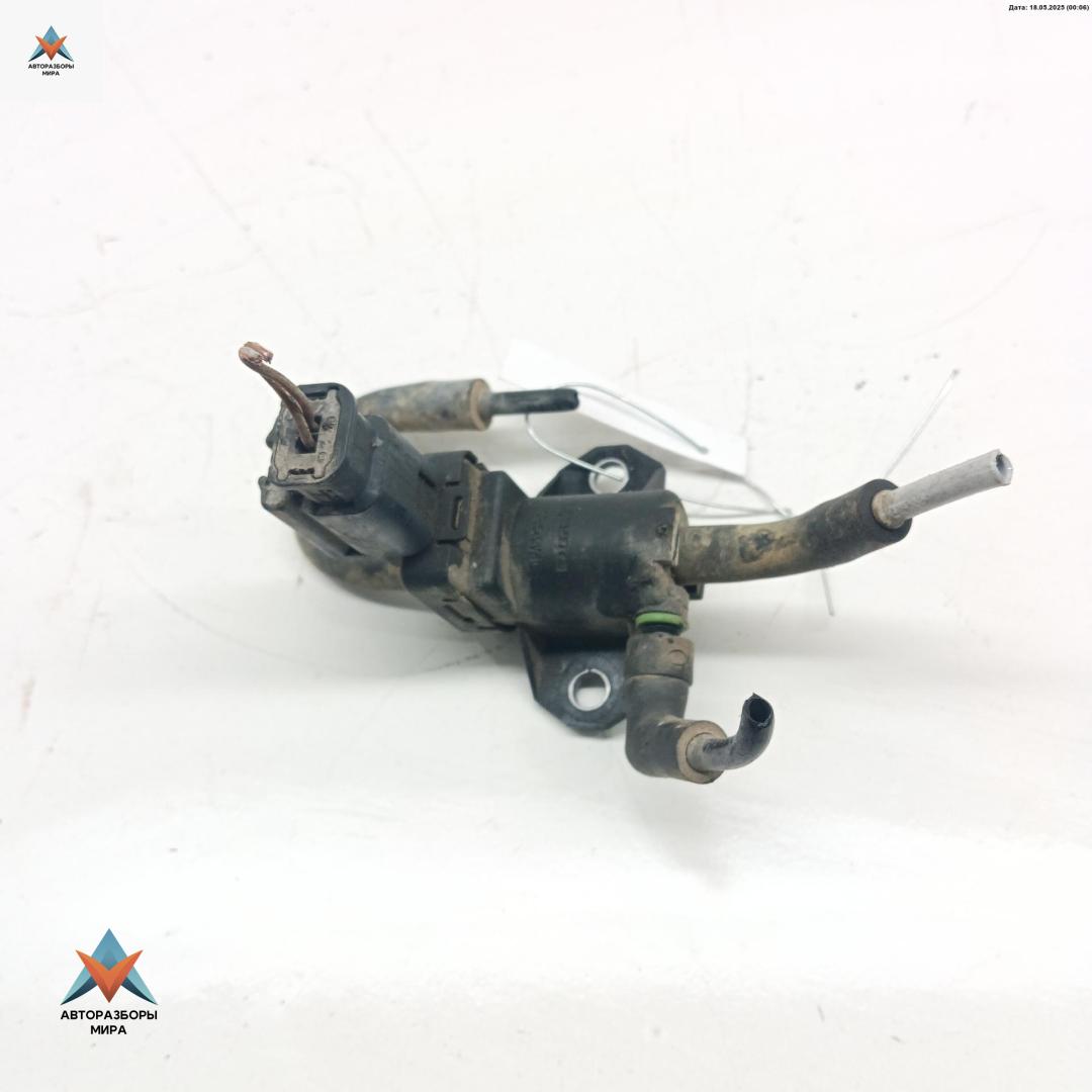 клапан вакуумного управления Ford B-max 1 поколение 2014, 1.6 л., дизель, МКПП, синий, минивэн - фото №1