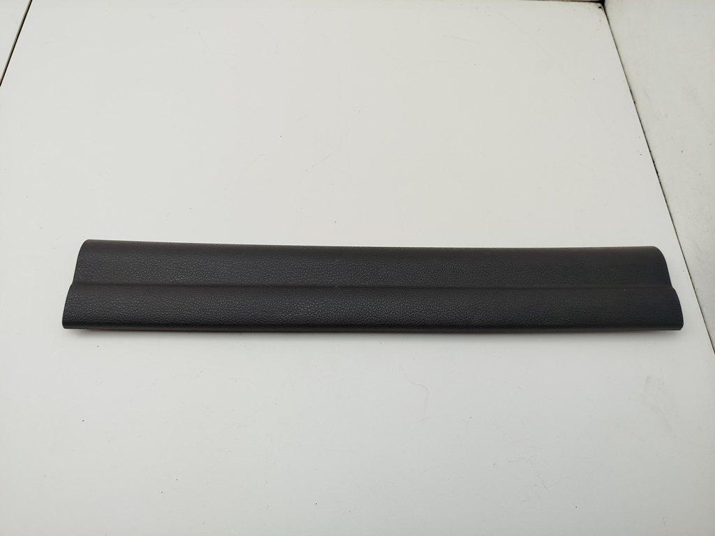 Накладка на порог внутренняя (салона) BMW 2 Tourer F45/F46 2019, 1.5 л., гибрид, АКПП, чёрный, минивэн, 7298839