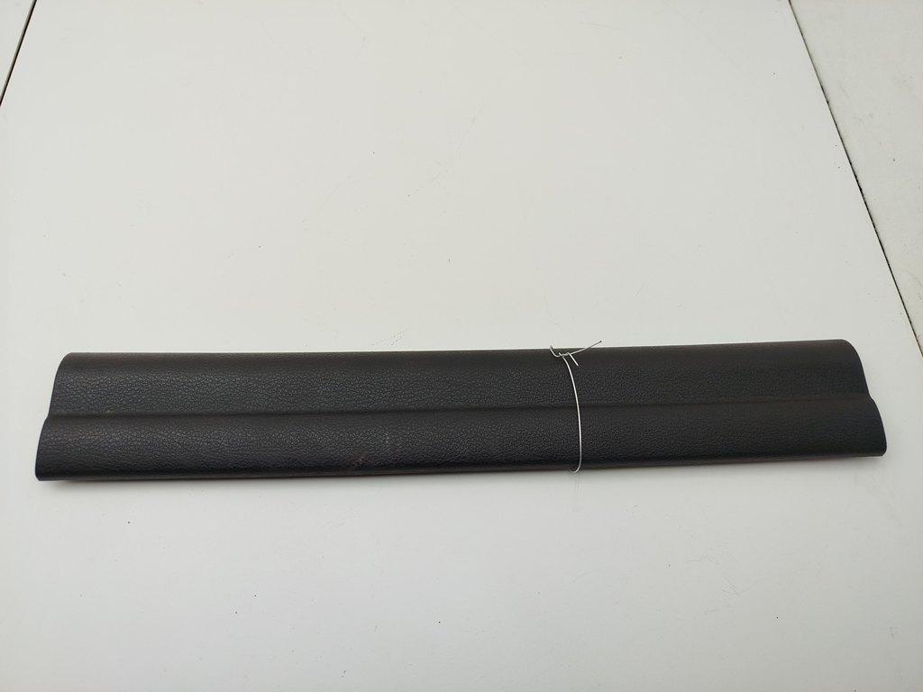 Накладка на порог внутренняя (салона) BMW 2 Tourer F45/F46 2019, 1.5 л., гибрид, АКПП, чёрный, минивэн, 7298839