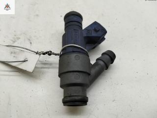 форсунка Volkswagen Golf 4 поколение 2000, 2.0 л., бензин, МКПП, чёрный, универсал, 06A906031C