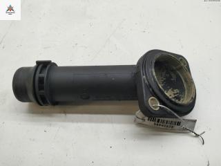 корпус термостата Volkswagen Passat B5 1998, 1.6 л., бензин, МКПП, красный, универсал, 06B121121