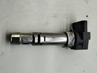 катушка зажигания Volkswagen Golf 4 поколение 2000, 1.6 л., бензин, МКПП, синий, универсал, 036905715F