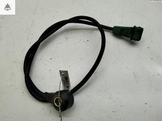 датчик детонации Volkswagen Passat B5 1998, 1.6 л., бензин, МКПП, красный, универсал, 054905377B