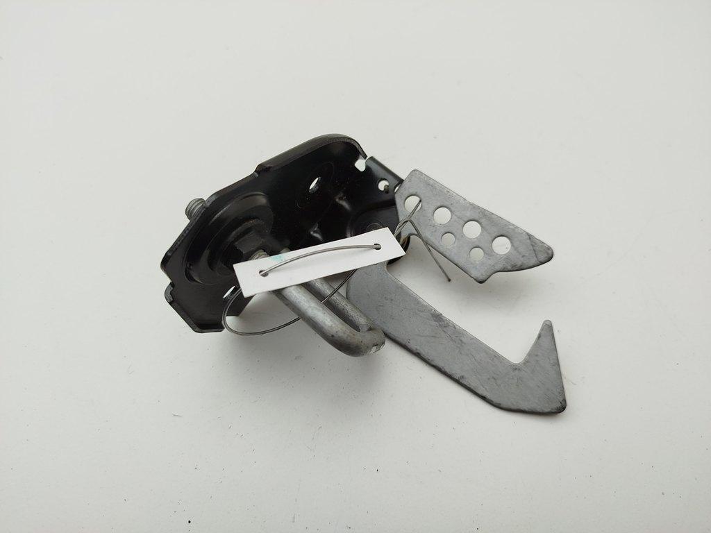 замок капота BMW 7 F01/F02 2012, 3.0 л., гибрид, АКПП, серый, седан, 7183764