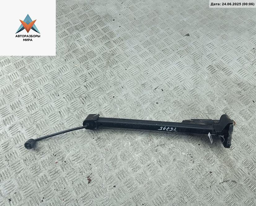 домкрат BMW 7 серия E38 1995, 2.8 л., бензин, АКПП, синий, седан, 1181541 - фото №1