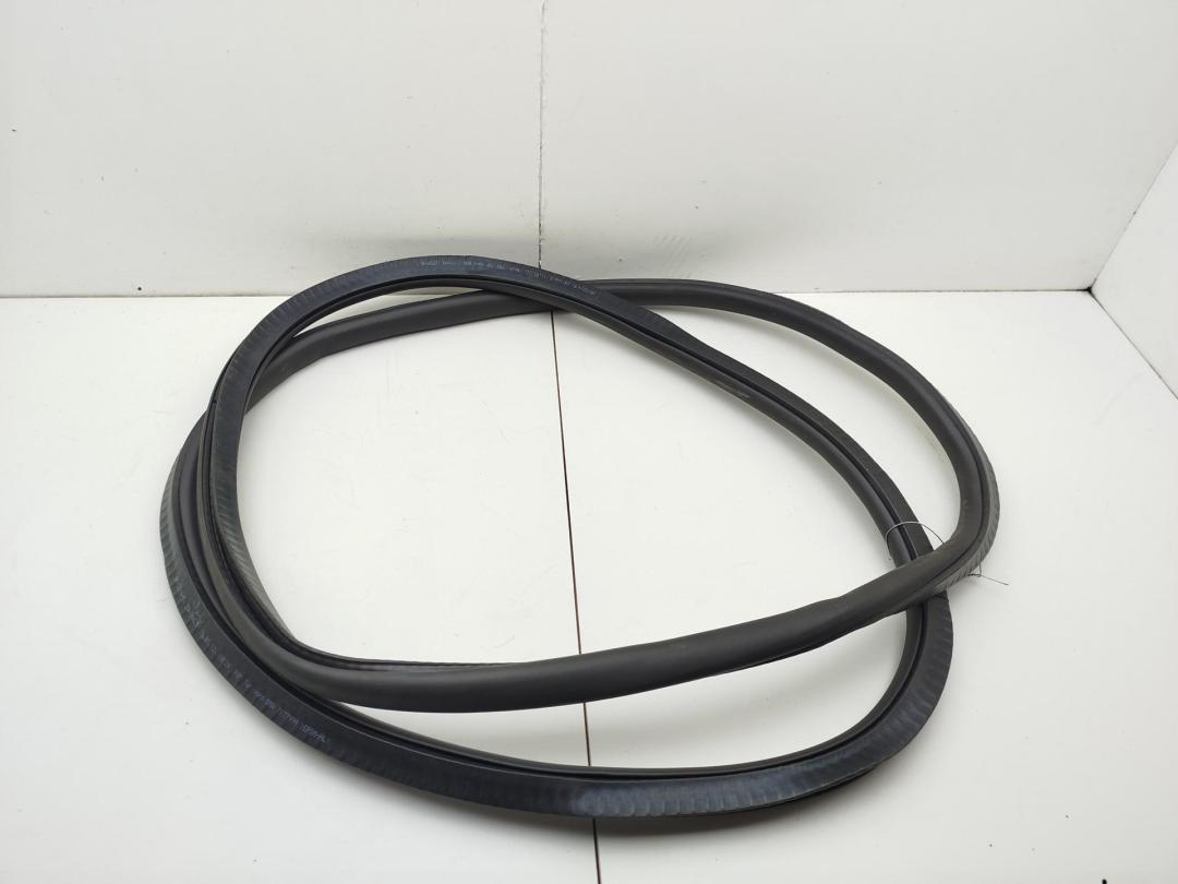 уплотнитель двери BMW 7 F01/F02 2012, 3.0 л., гибрид, АКПП, серый, седан, 51337177998