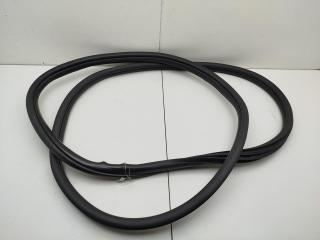 уплотнитель двери BMW 2 Tourer F45/F46 2019, 1.5 л., гибрид, АКПП, чёрный, минивэн, 51357420077