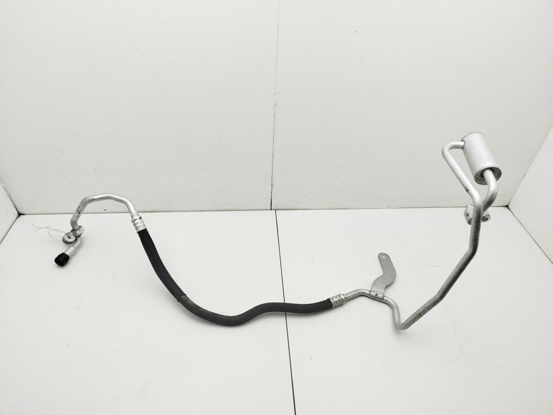 трубка кондиционера BMW 7 F01/F02 2012, 3.0 л., гибрид, АКПП, серый, седан, 9195925