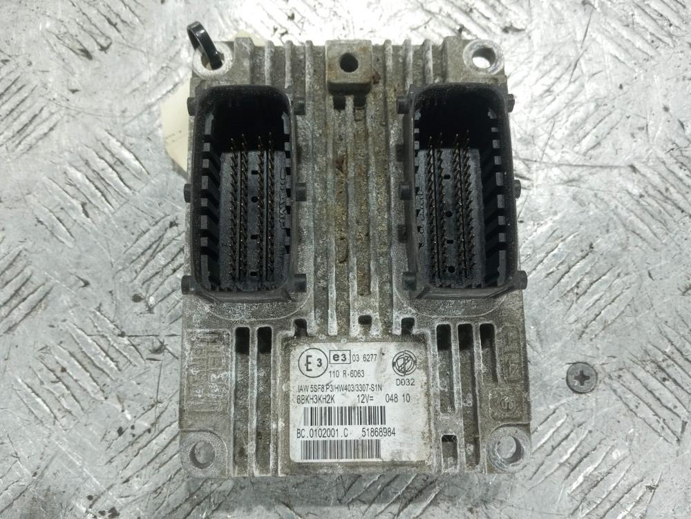 Блок управления двигателем Fiat Fiorino 2 поколение 2007, цвет, 51868984 - фото №1