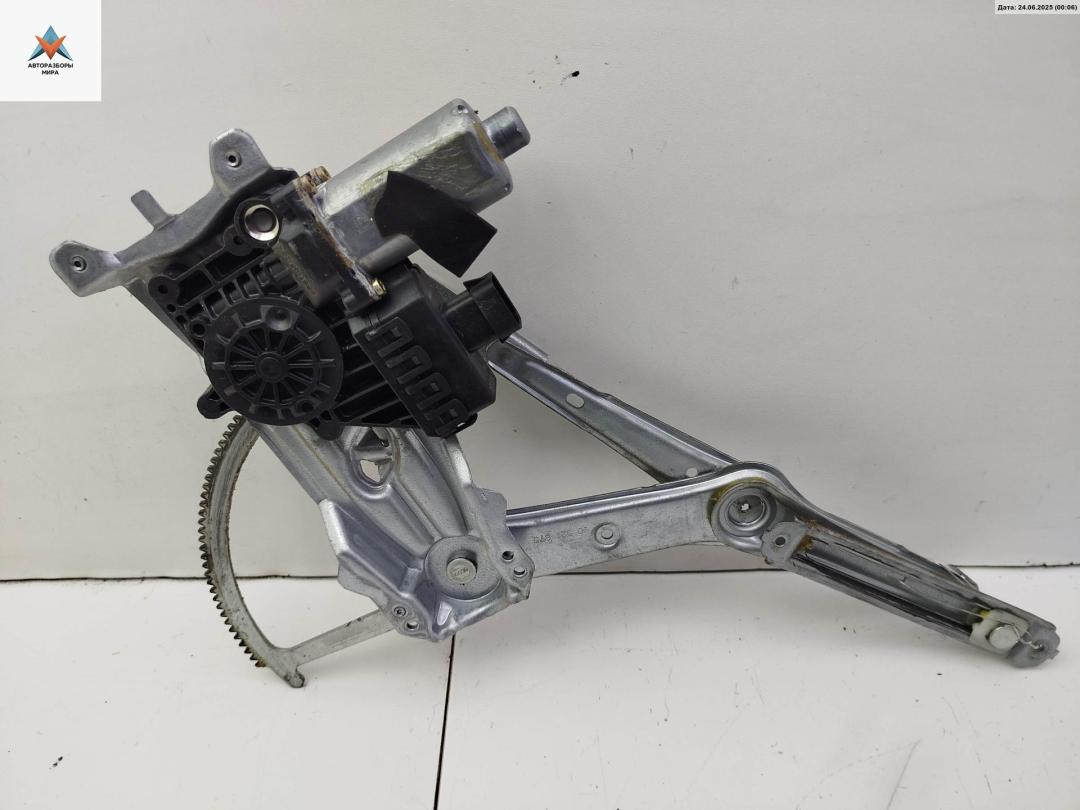 стеклоподъемник электрический передний левый Opel Astra G 1999, 1.8 л., бензин, МКПП, синий, универсал, 90521675 - фото №1