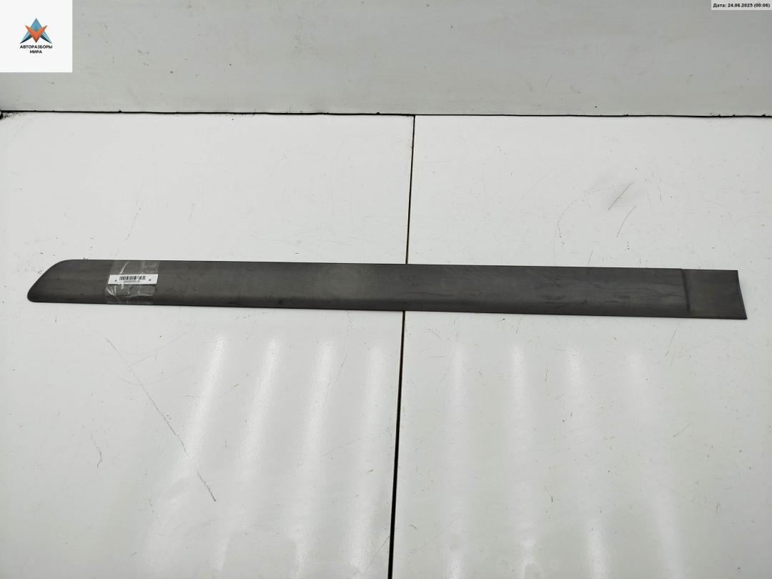 молдинг двери задней левой Opel Astra G 1999, 1.6 л., бензин, МКПП, серый, хетчбэк 5 дв., 90587377 - фото №1