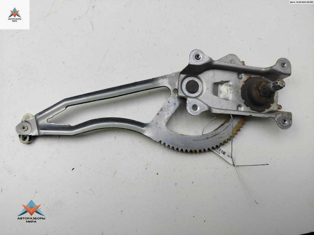 стеклоподъемник задний левый Opel Astra G 1999, 1.6 л., бензин, МКПП, серый, хетчбэк 5 дв., 90521871 - фото №1