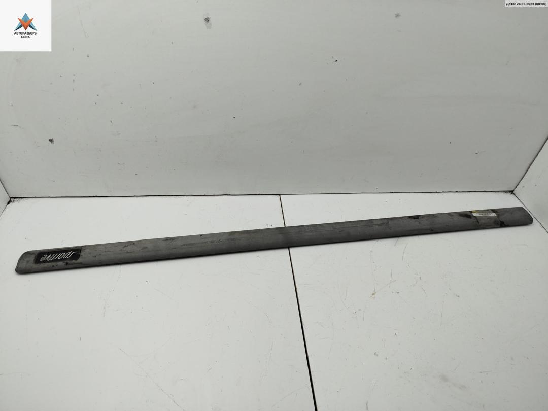 молдинг двери передней правой Opel Astra G 1999, 1.8 л., бензин, МКПП, синий, универсал, 90587376 - фото №1