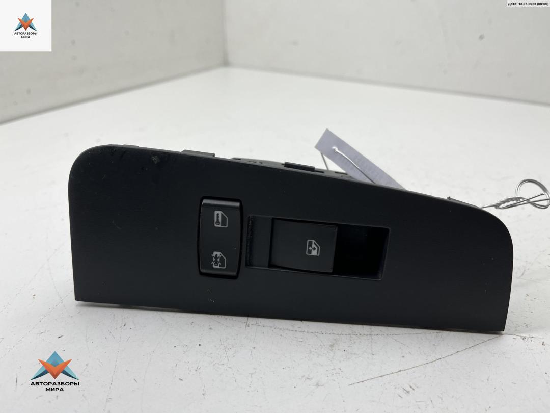 кнопка стеклоподъемника переднего правого Chevrolet Epica 1 поколение 2007, 2.0 л., дизель, АКПП, серый, седан, 96327938 - фото №1