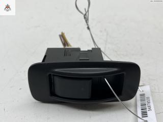 кнопка стеклоподъемника заднего левого Toyota COROLLA VERSO 2005, 2.2 л., дизель, МКПП, серый, минивэн, 84801-0F030