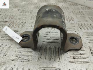 крепление стабилизатора / втулки стабилизатора Ford Mondeo 3 поколение [рестайлинг] 2005, 2.0 л., дизель, МКПП, серый, хетчбэк 5 дв.