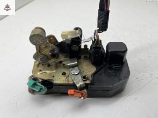 замок двери передней левой Chrysler Voyager 4 поколение [рестайлинг] 2005, 2.8 л., дизель, АКПП, чёрный, минивэн